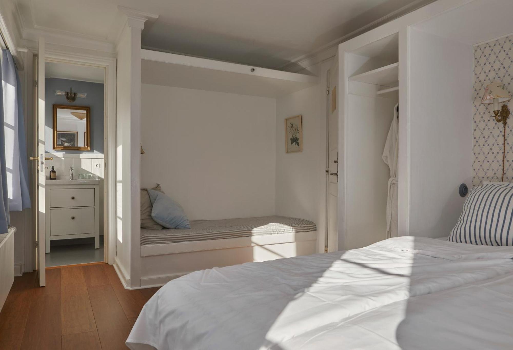 Arnfeldt Hotel Ærøskøbing Extérieur photo