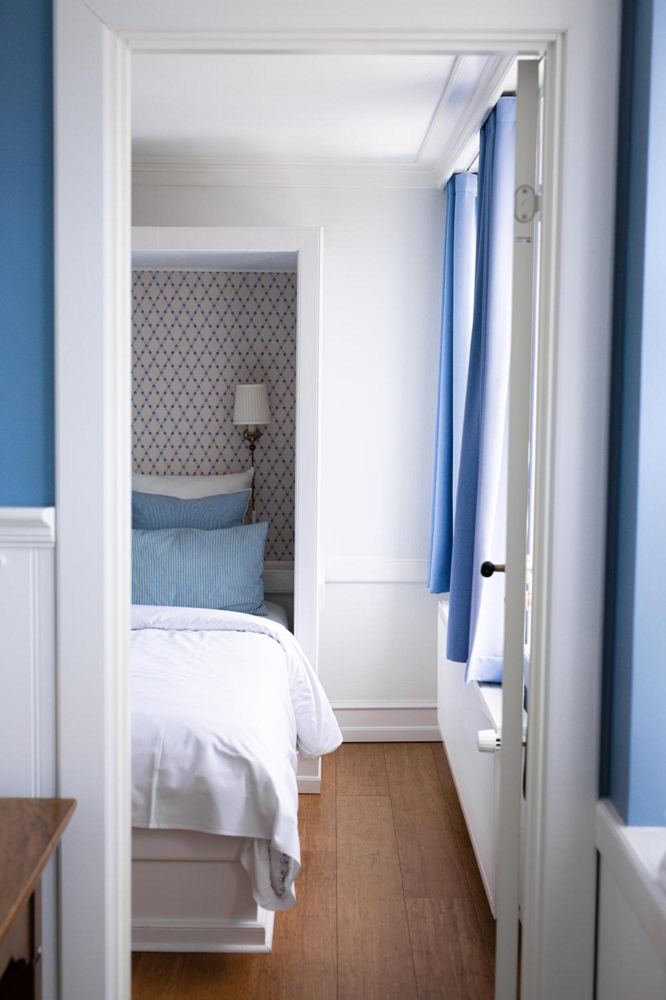 Arnfeldt Hotel Ærøskøbing Extérieur photo